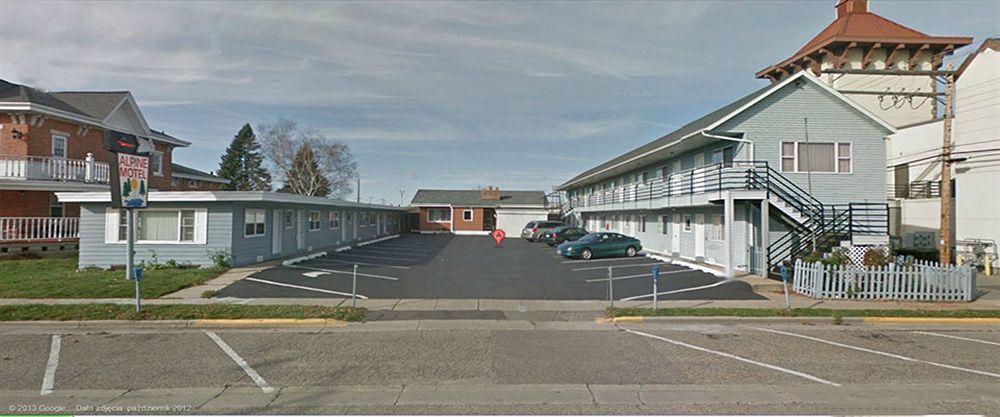 Alpine Motel In Heart Of Wisconsin Dells Downtown. ภายนอก รูปภาพ